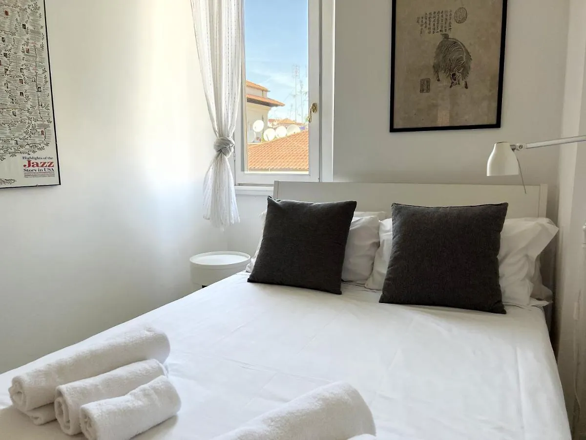 Romeasyoulike - Trastevere Apartment N° 30 0*, Rome